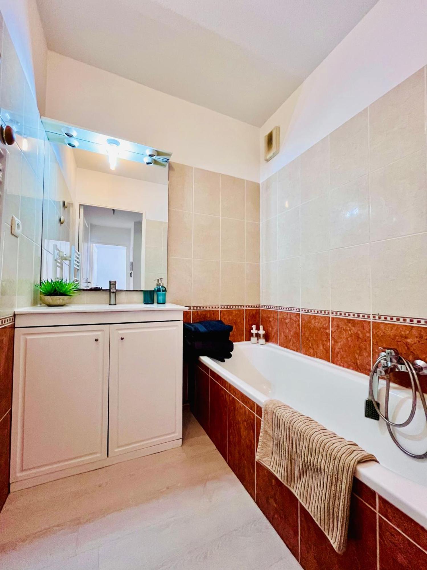 Magnificent Renovated Apartment, 2 Rooms Of 45 M2, Close Tothe Sea, Top Floor, Terrace Nizza Esterno foto